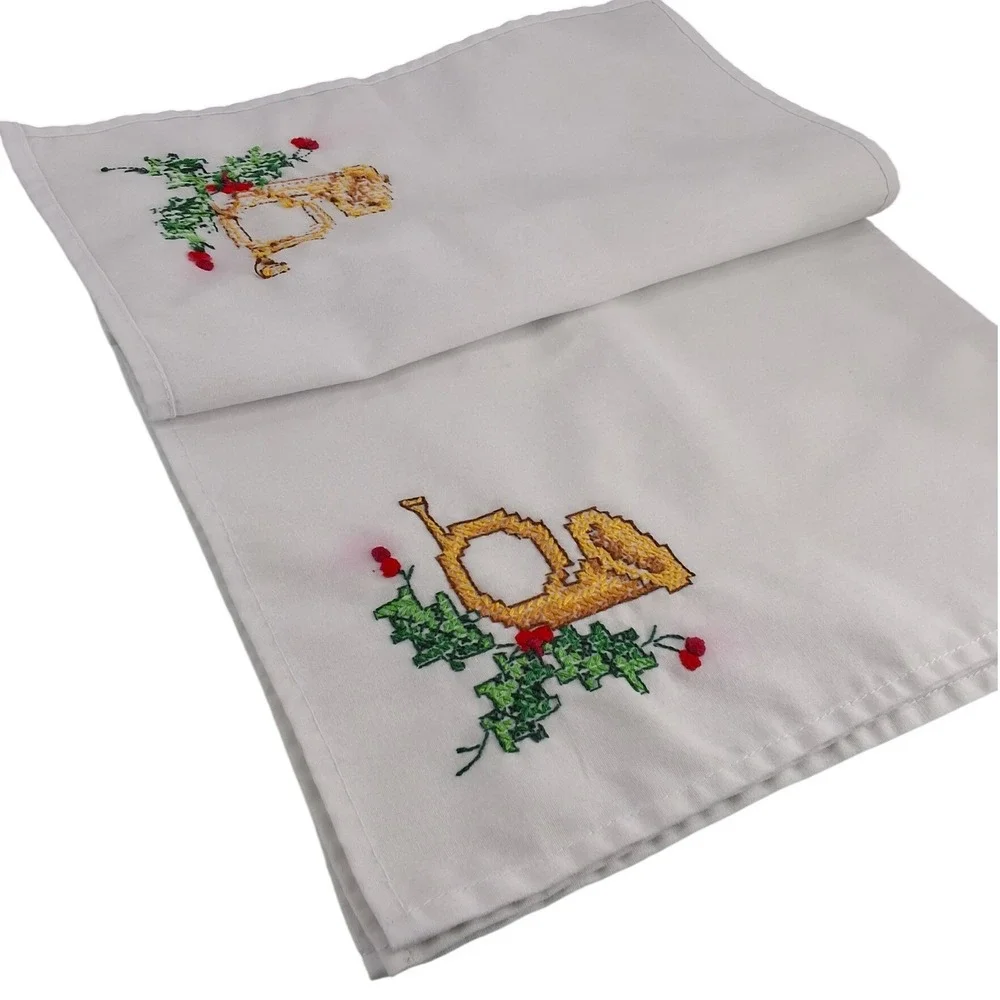 Vintage Cross Stitch‎ Christmas Napkins White Cotton French Horn Holly Set of 6